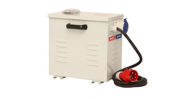 Trafosentral Auto 400 V / 230 V / 400 V
