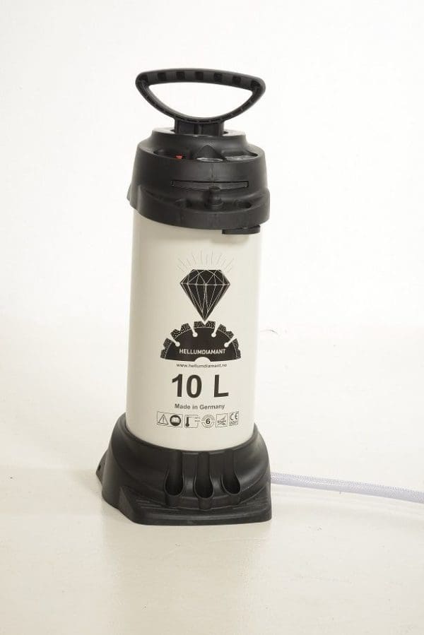 Vanntank 10L